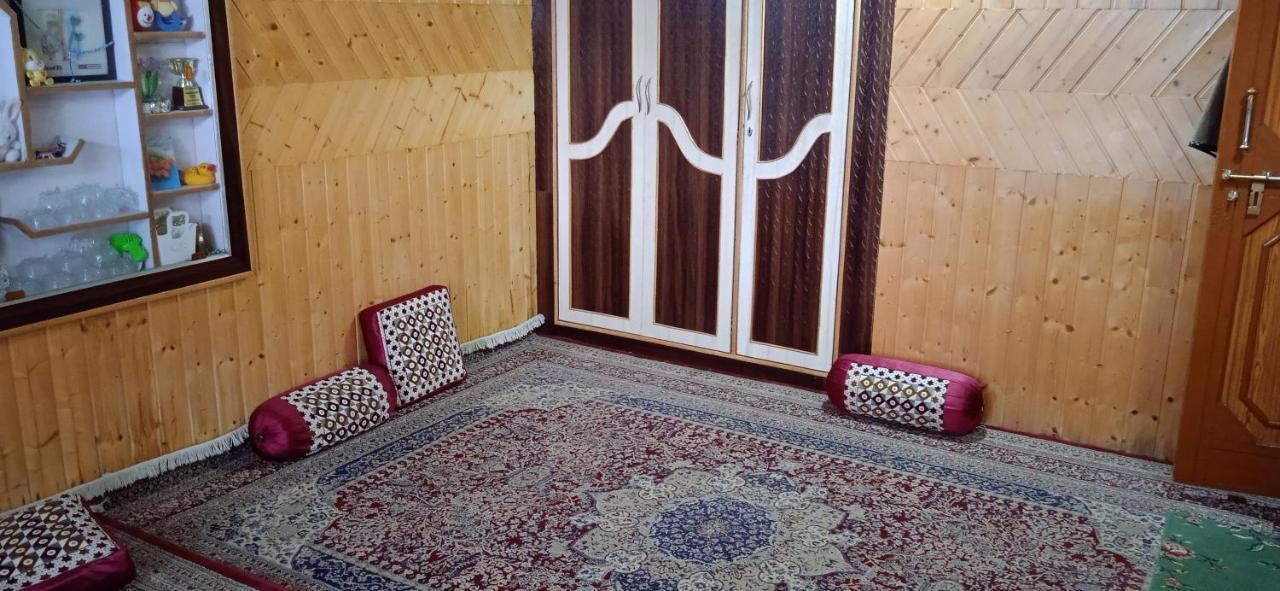 Mir Manzil Bed & Breakfast Srinagar  Exterior photo