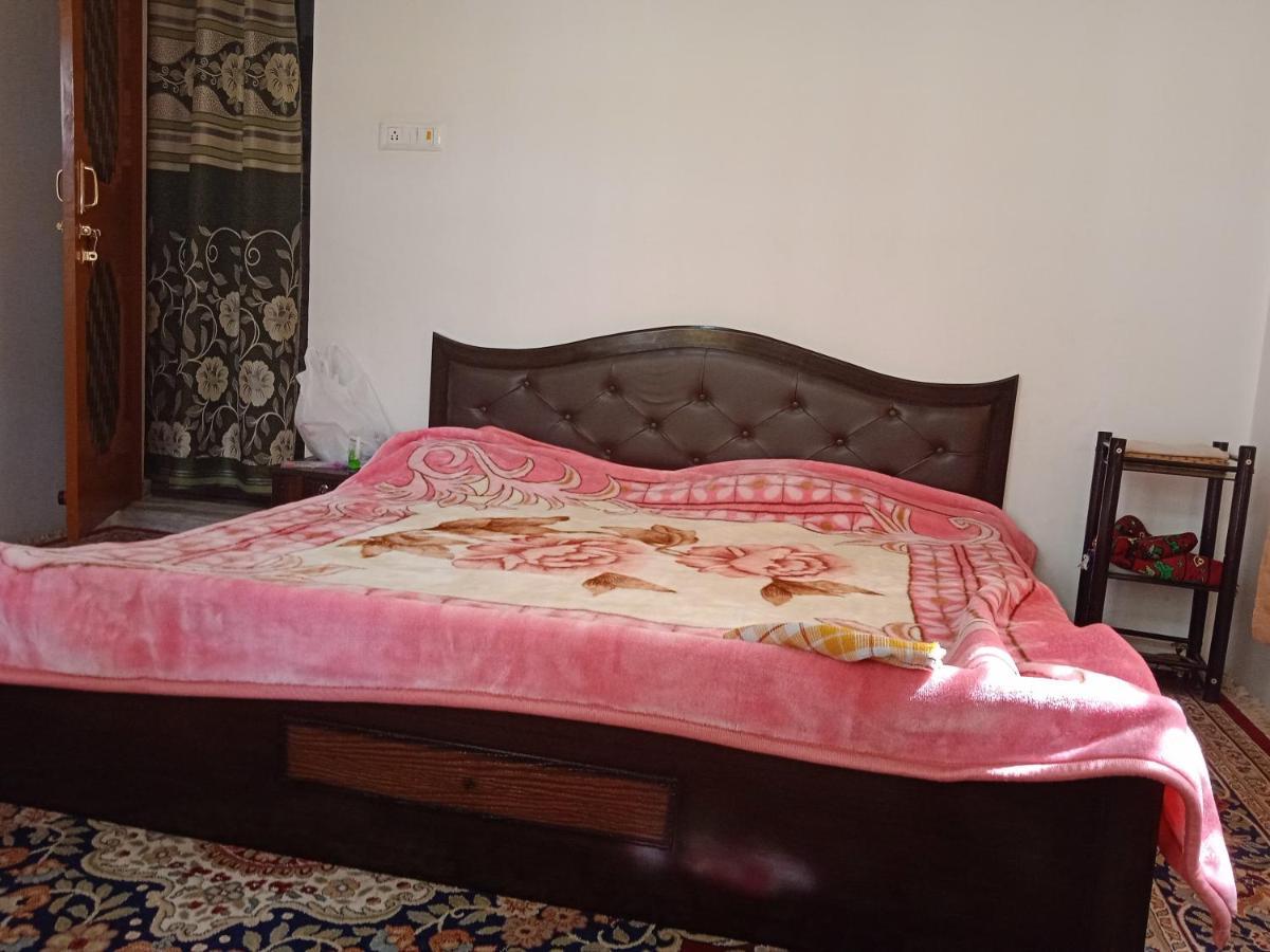 Mir Manzil Bed & Breakfast Srinagar  Exterior photo
