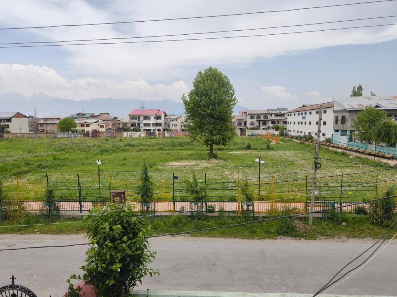 Mir Manzil Bed & Breakfast Srinagar  Exterior photo